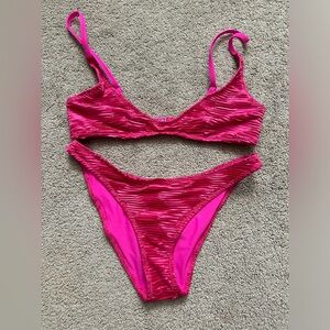 TRIANGL MAIA PINK BIKINI! Top and bottom sized medium.
